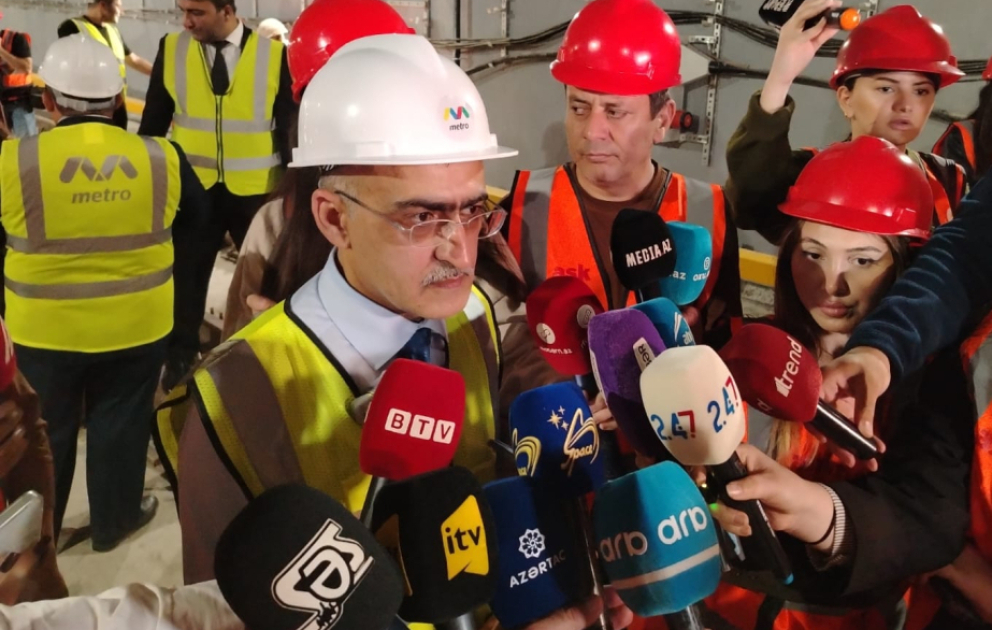 Bakı metrosunun “Qırmızı xətti” 6 vaqonlu qatarların hərəkətinə hazırlanır VİDEO