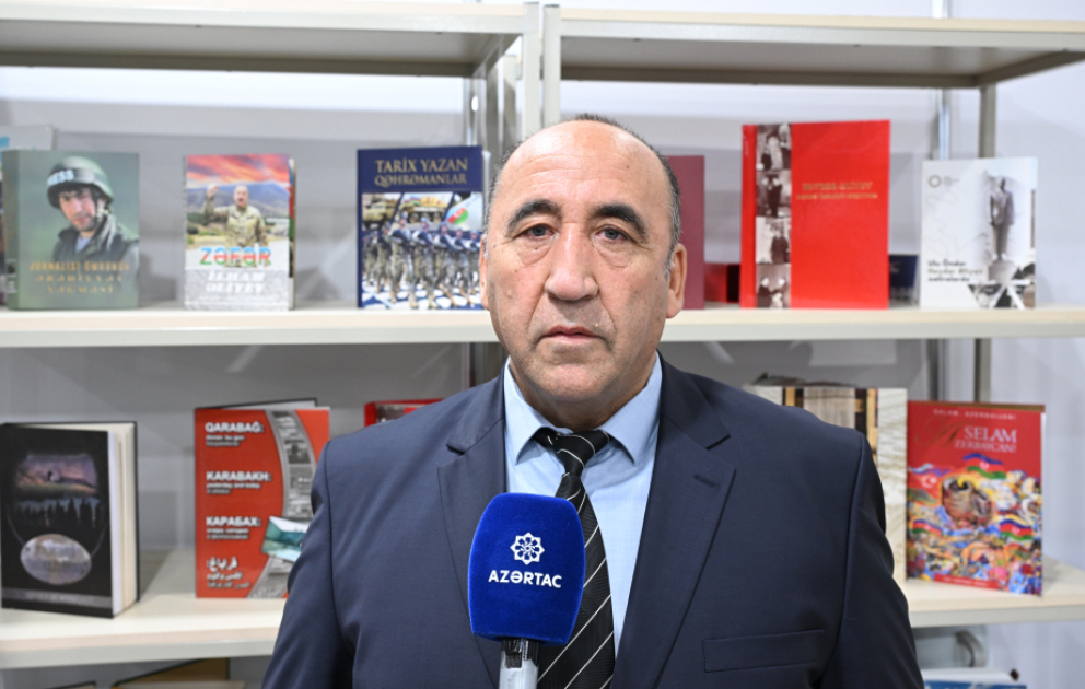 Rafiq Ələkbər: Bakı Beynəlxalq Kitab Sərgisi milli ədəbiyyatımızın təbliğinə mühüm töhfədir VİDEO