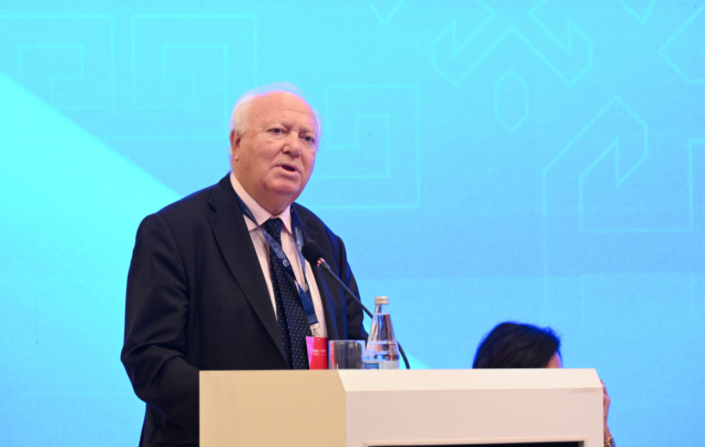 Migel Anxel Moratinos: Din xadimlərinin müqəddəs şəxsiyyətlər olduğuna inanıram VİDEO