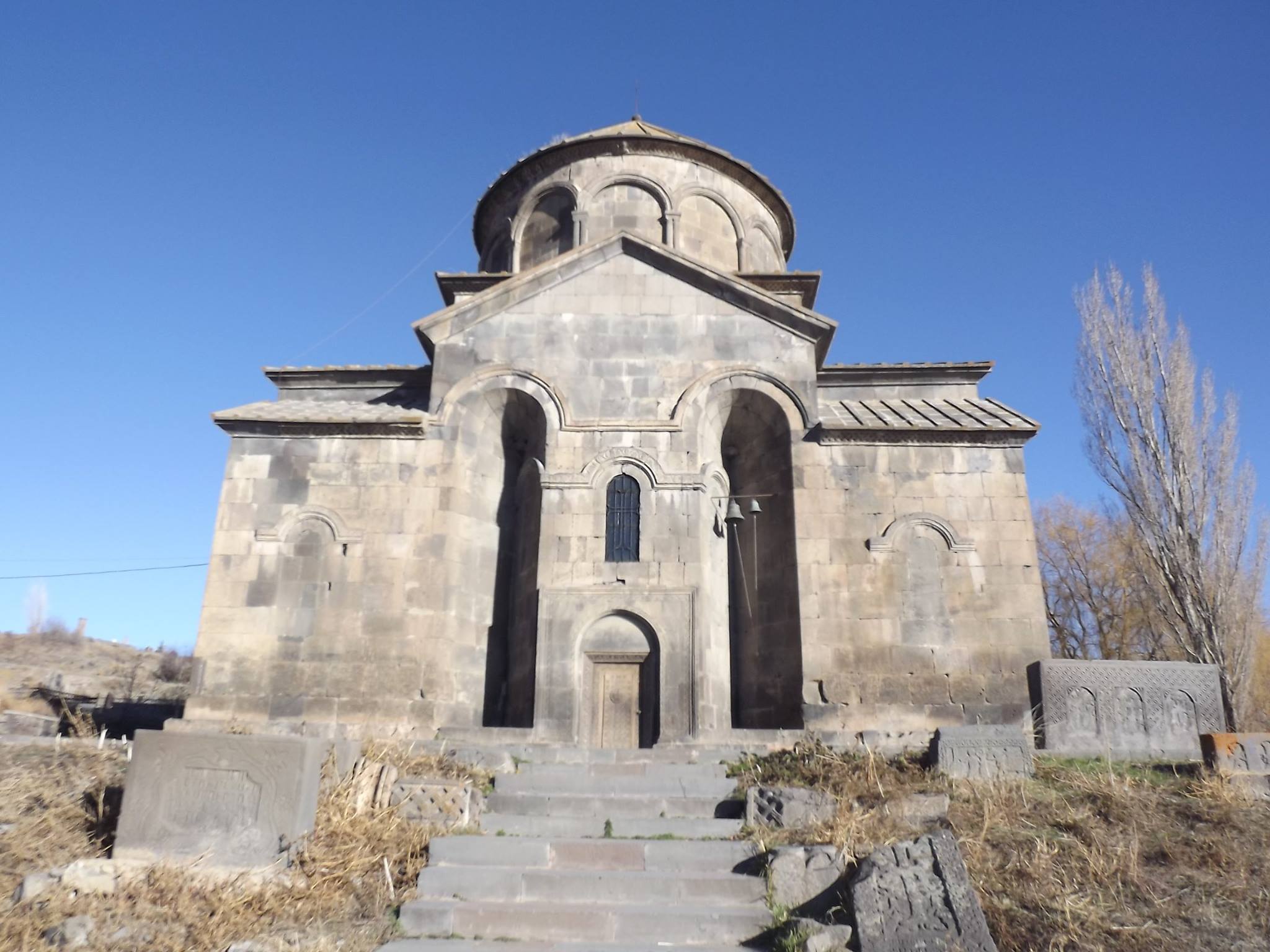 Старая армянская Церковь в Гюмри