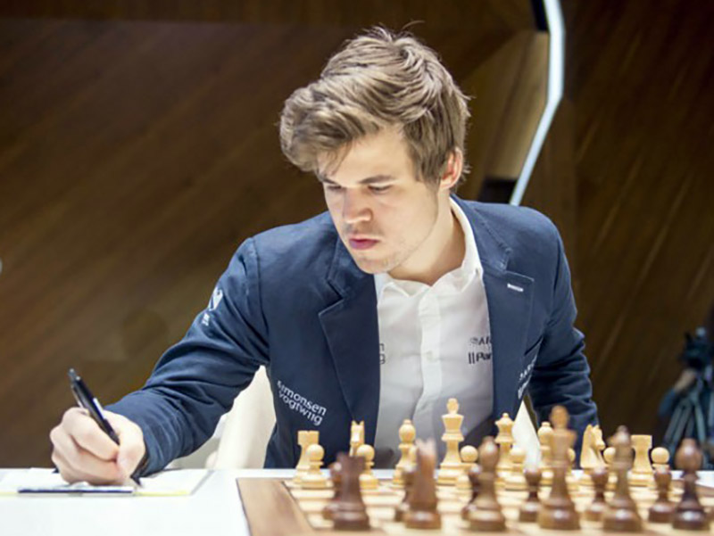 Самые лучшие шахматисты в истории. Магнус Карлсен шахматы. Магнус Карлсен шахматист. Магнус Карлсен 9/9.